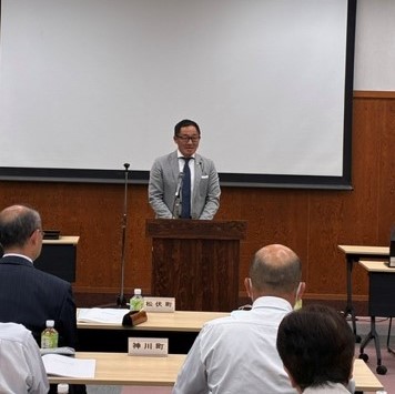 5月13日副議長あいさつの写真