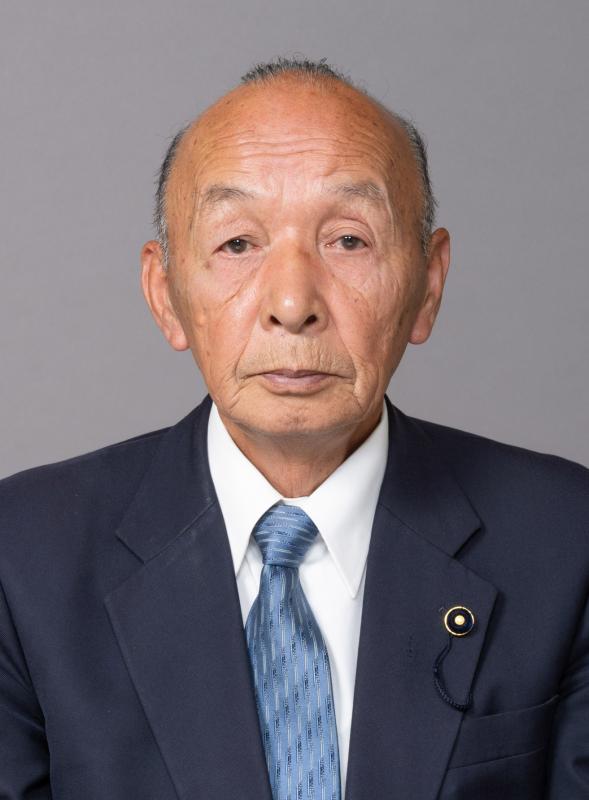 岡地優議員の写真