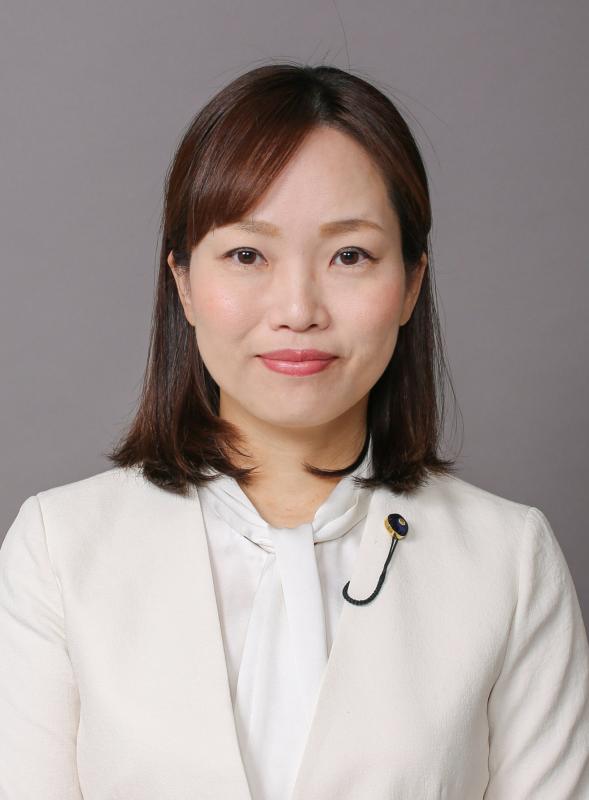 金野桃子議員の写真