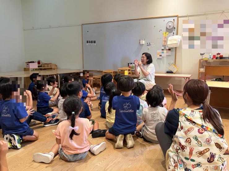 「アナンシと五」のお話会の様子2