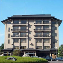埼玉工業大学大学院棟の写真