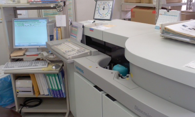 生化学検査機械の写真