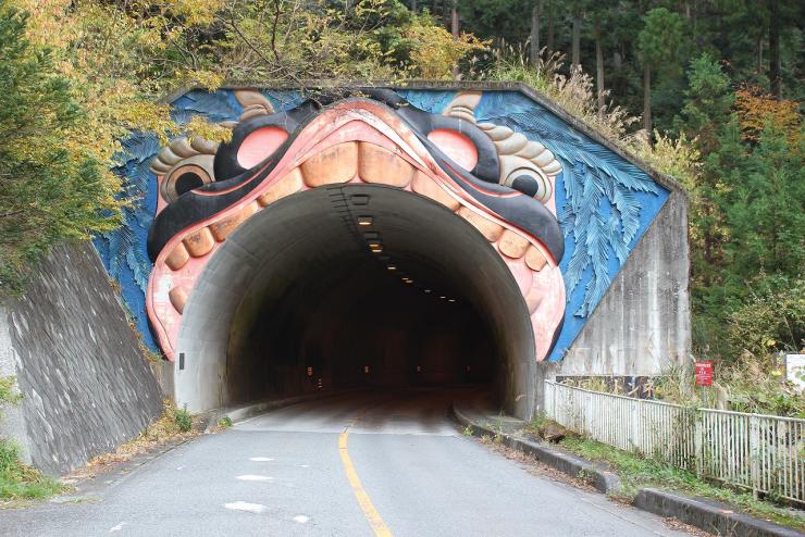 トンネル 寄国土トンネル 秩父市 埼玉県