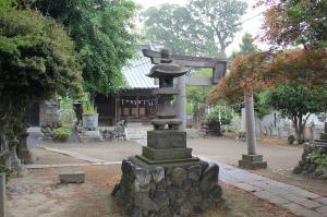 押切橋付近の八幡神社