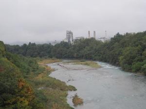 秩父橋下流の風景