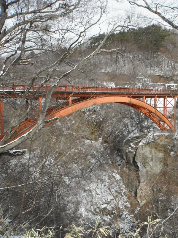 雪割橋全景