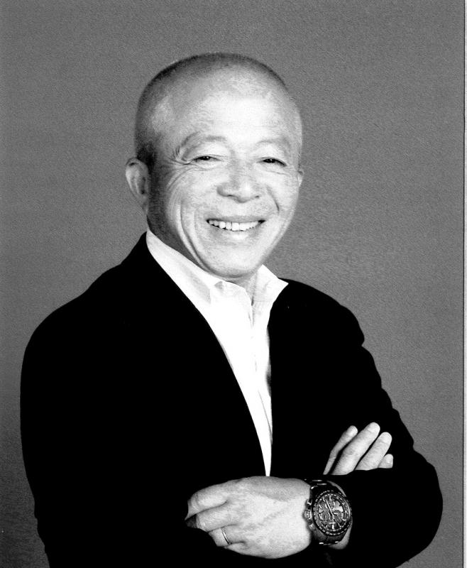 須﨑勝茂氏