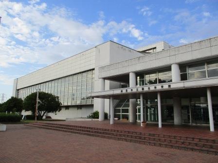 写真：鴻巣市立総合体育館の外観