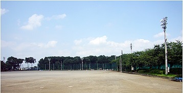 写真：三芳町運動公園グラウンド