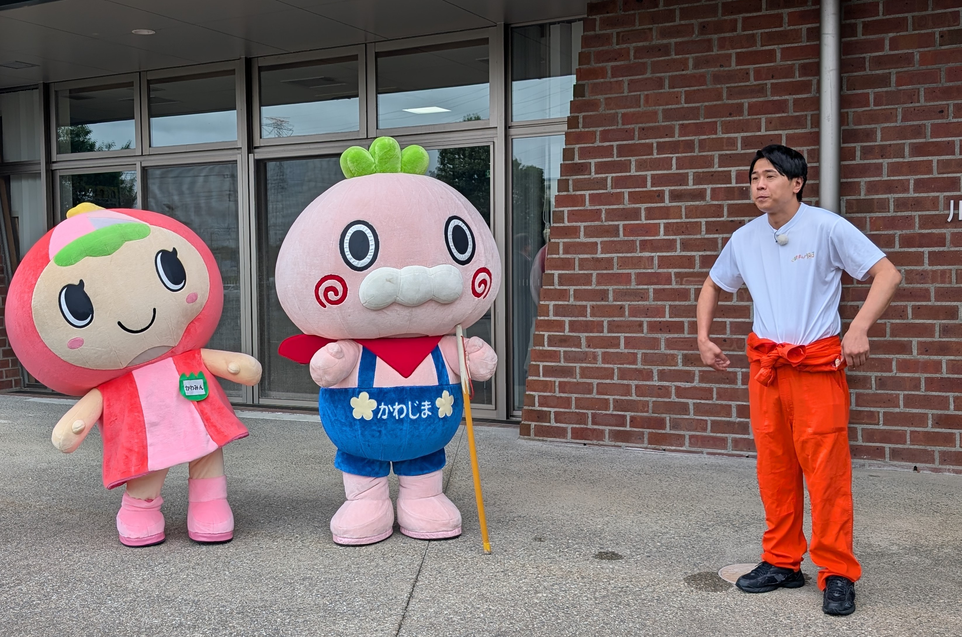 川島町のキャラクターかわべえとかわみんとカナイさん