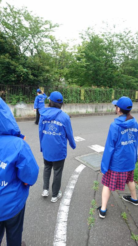 平成国際大学「平成加須まもり隊」パトロール風景